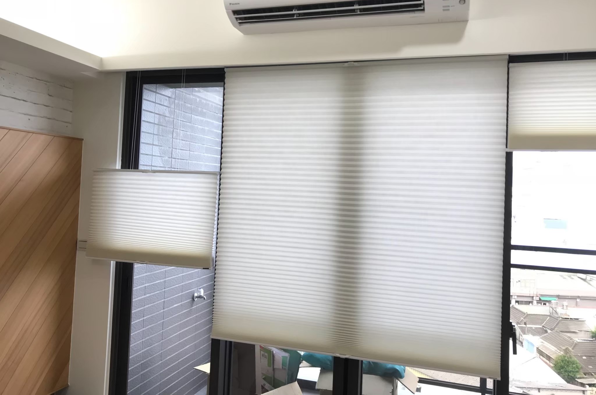 台中風琴簾訂做節能隔熱 – 夏悅窗飾蜂巢簾獨立氣室設計